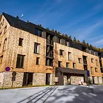 Mlyn Herlikovice Apartmanhotel 4*