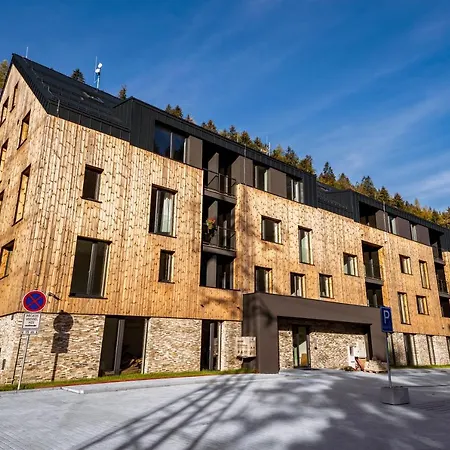 Mlyn Herlikovice Lejlighedshotel 4*