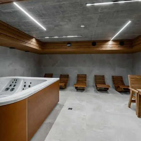 Mlyn Herlikovice Lejlighedshotel 4*