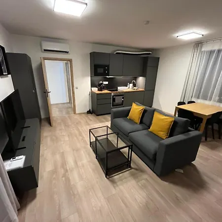Lejlighedshotel Mlyn Herlikovice 4*
